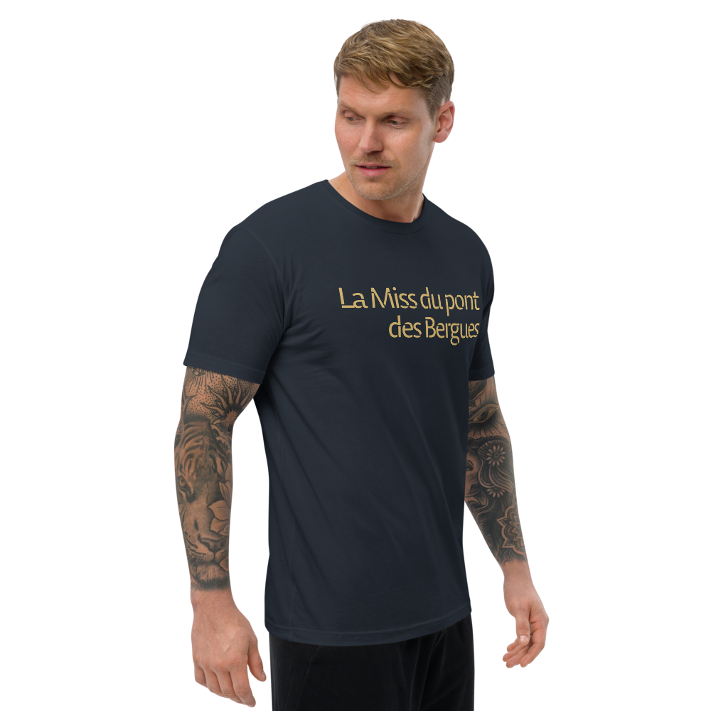 T-Shirt Homme coupe ajoustée - La Miss du pont des Bergues (Or)