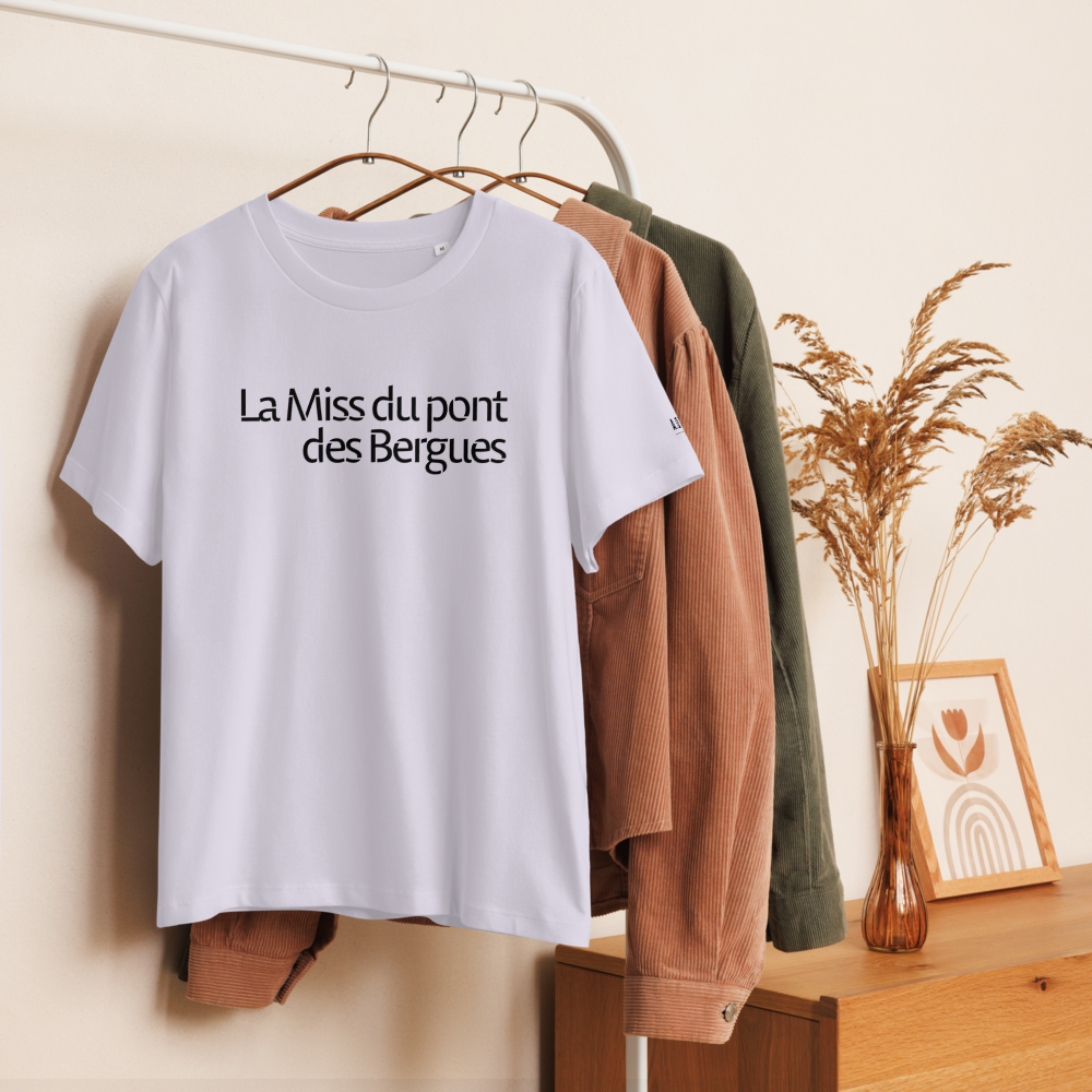 T-shirt Femme coupe droite - La Miss du pont des Bergues (Noir)