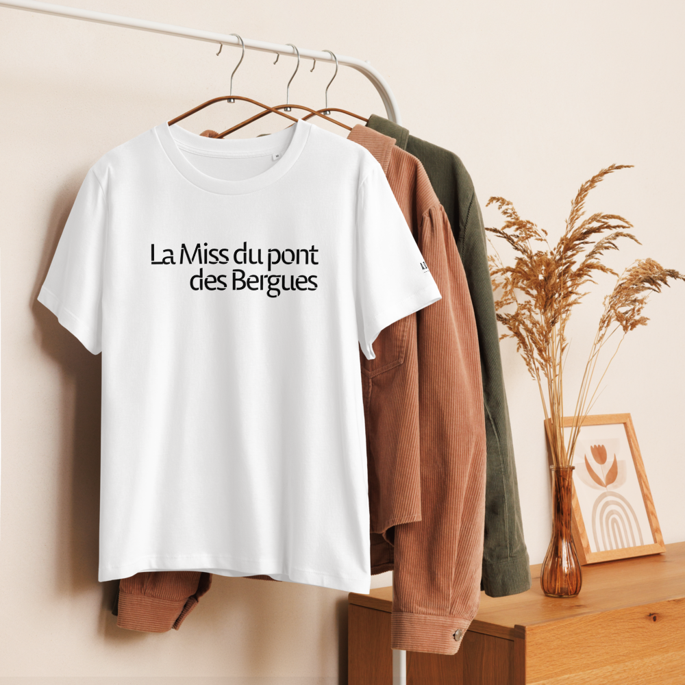 T-shirt Femme coupe droite - La Miss du pont des Bergues (Noir)