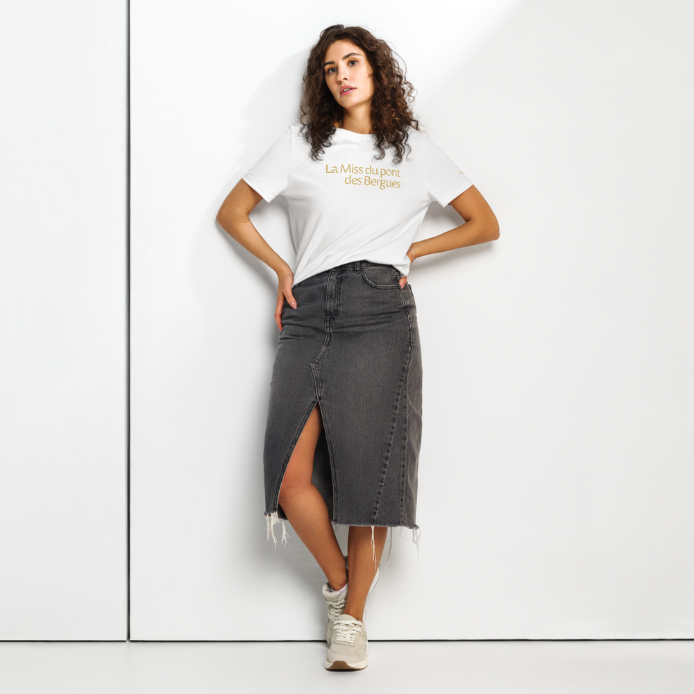 T-shirt Femme coupe droite - La Miss du pont des Bergues (Or)
